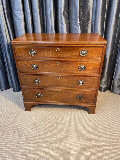 Georgian Mahogany Chest Of Drawers