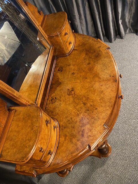 Burr Walnut Duchess Dressing Table - Image 7