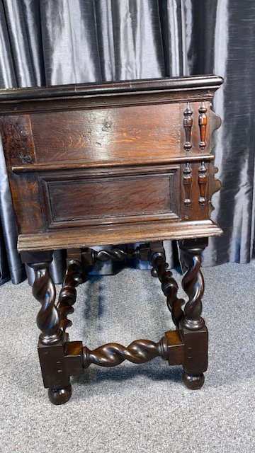 Oak Occasional Table - Image 4